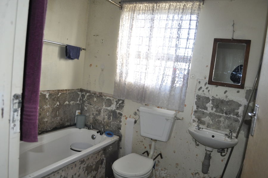 2 Bedroom Property for Sale in Algoa Park Eastern Cape